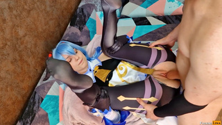 Lina Moore в роли Геншин Импакт – страстный хардкор для геймеров