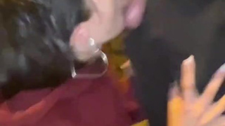 Горячее видео с оральными утехами на самокате