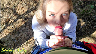 Страстный секс на скамейке в парке: горячие ласки несмотря на холод