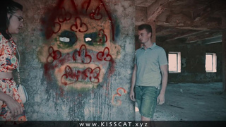 Заброшки и страсть: жесткий секс в забытых местах