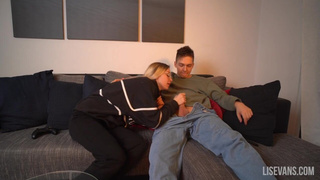 Девчонка клюнула на авантюру — и получила горячий сюрприз