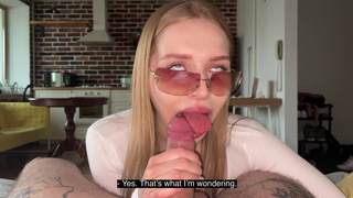 Дерзкий минет от Californiababe с эффектным финалом на личико