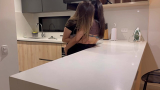 Такого мощного оргазма я еще не испытывал – смотри, как она это сделала