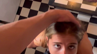 Кулинарный разврат: сочные ласки и жаркий секс пока печется пирог