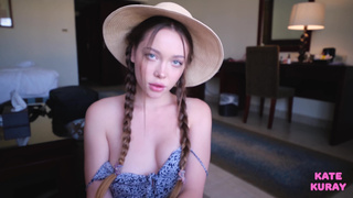 KateKuray.21.03.19.blowjob.for.a.roommate.on.vacation.4k