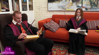 Магия страсти: отчаянный минетик от Гермионы в эротической фэнтези-пародии