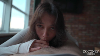 Стринги Кокони: горячий сет с шалуньей в откровенном видео