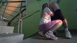 Развратное видео в падике: плата за крутые кеды